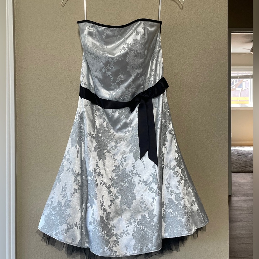 Silver Floral Strapless A-Line Dress with Black Sash Accent